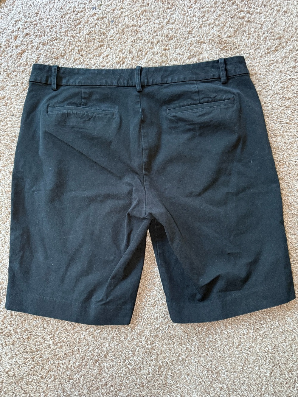 Ralph Lauren Women’s Flat-Front Chino Shorts - Picture 3 of 8
